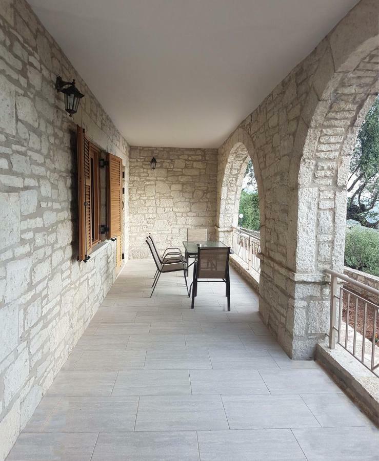 Olive Stonehouses Kalamata Bagian luar foto
